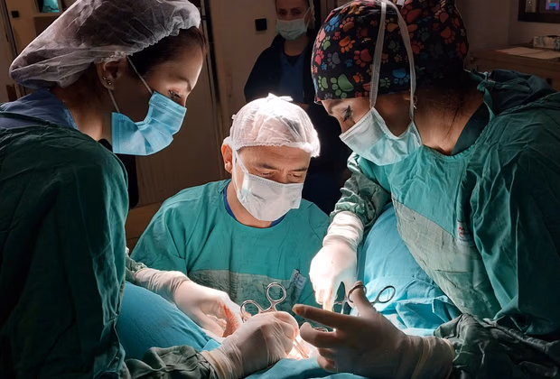 Rahim Sarkması Ameliyatı — Doç. Dr. Deniz Şimşek, Bursa